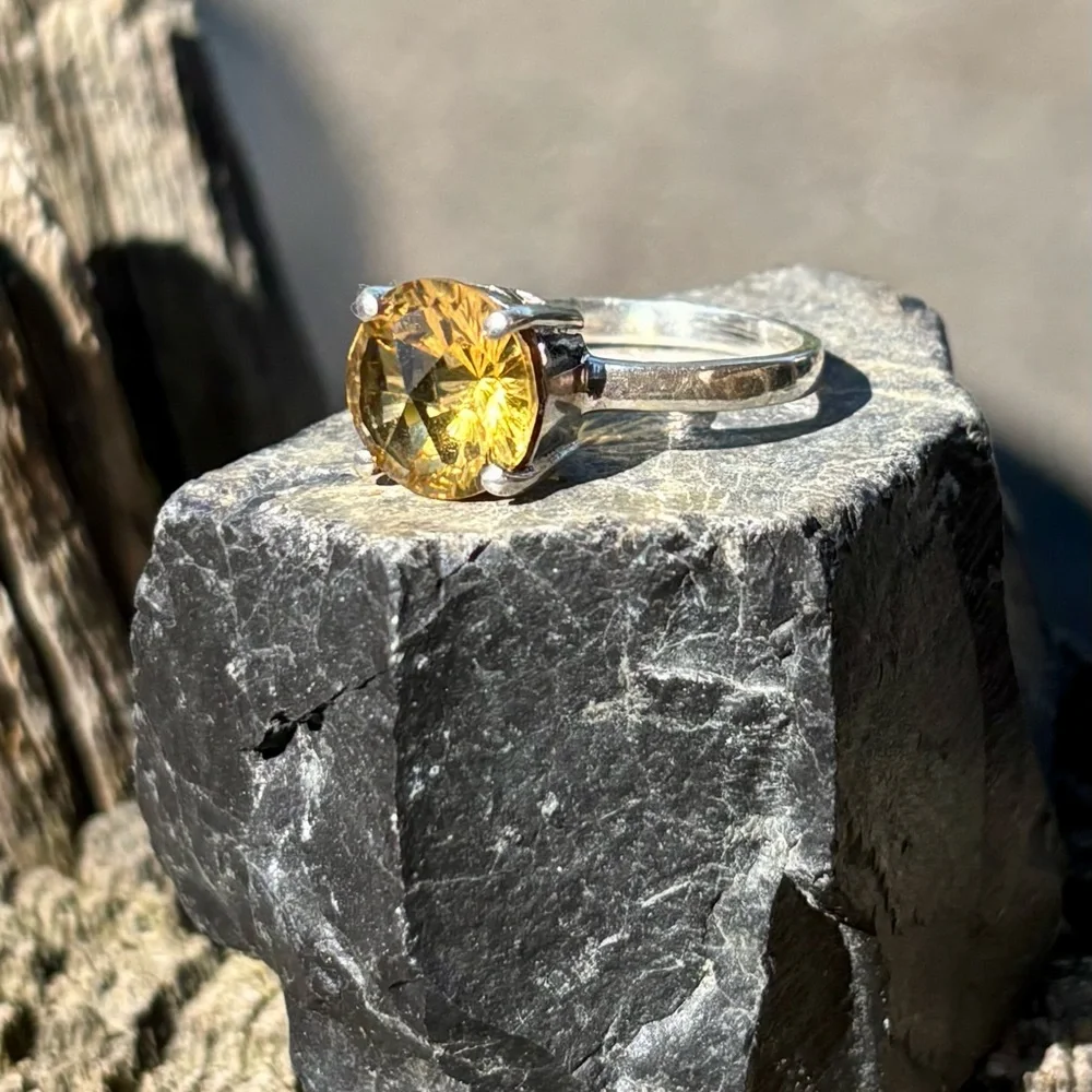 Gorgeous Genuine Citrine Ring - Picture 9 of 12